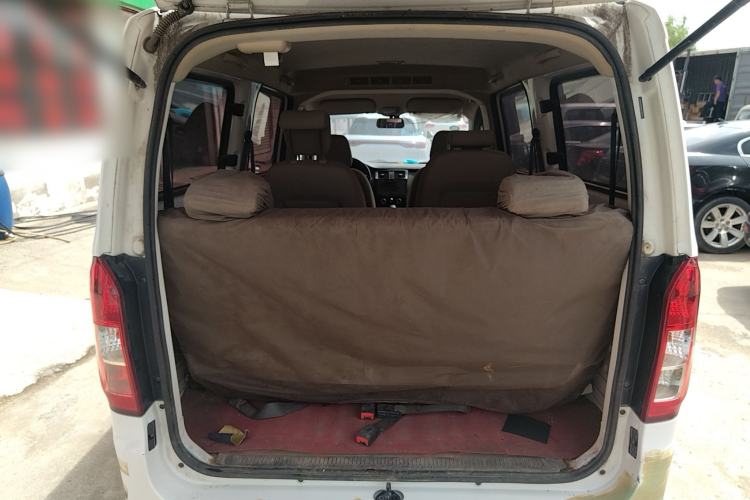 Used Wuling Rongguang V 2018 1.5L Standard Version
