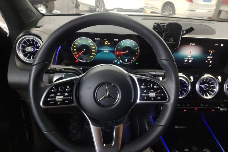 Used Mercedes-Benz GLB 2022 GLB 220 Fashion Model