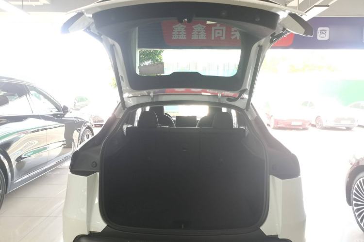 Used Tesla Model Y 2025 Updated Version Long-Range All-Wheel Drive