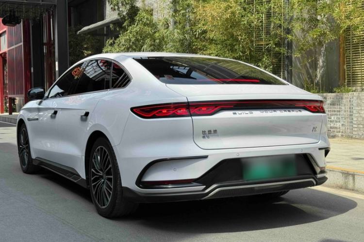 Used BYD Han 2023 EV Champion Edition 506KM Front-Wheel-Drive Premium Model Exterior 3