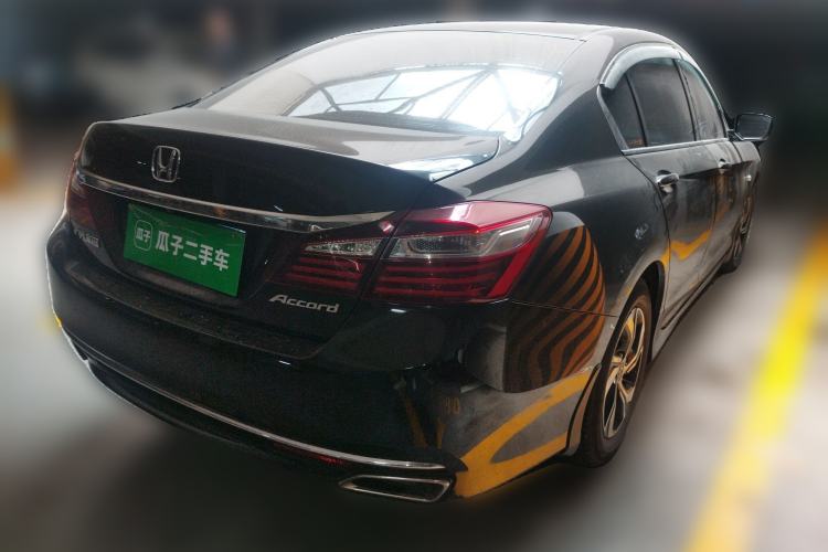 Used Honda Accord 2016 2.0L Comfort Edition Rear Right 45 Deg