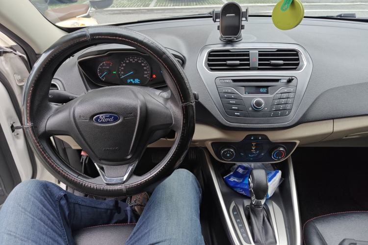 Used Ford Escort 2017 Revised Version 1.5L Automatic Comfort Edition
