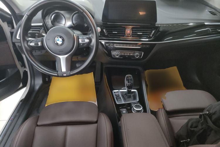 Used BMW 1 Series 2021 Revised 120i M Sport Night Edition Center Console