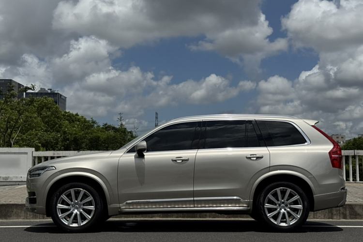 Used Volvo XC90 2019 T6 Zhiyi Edition 7-Seater China V Emission Standard Exterior 5