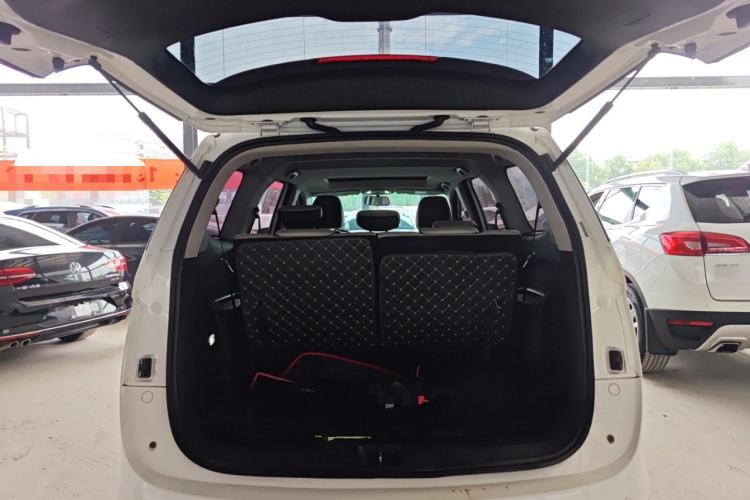 Used Baojun 730 2019 1.5T CVT Flagship Model 7 Seats China VI Emission Standard Trunk