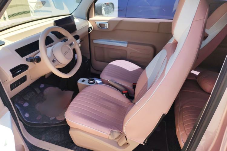 Used Geely Galaxy Panda 2024 Panda Mini 200km Endurance Bear
