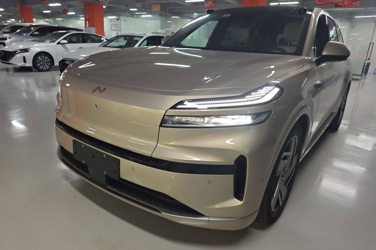 Used ONVO Luxeed L90 2025 Model—Max Six-Seater Version