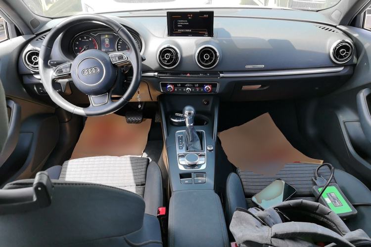 Used Audi A3 2015 Sportback 45 TFSI S line sports model Center Console