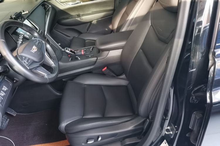 Used Cadillac XT5 2018 25T Tech Model
