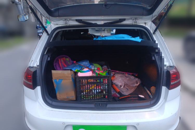 Used Volkswagen Golf 2017 1.6L Automatic Comfort Million-Vehicle Anniversary Edition