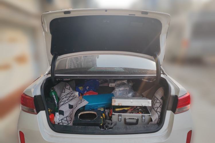 Used Kia K5 New Energy 2018 2.0L Smart Enjoyment Version Trunk