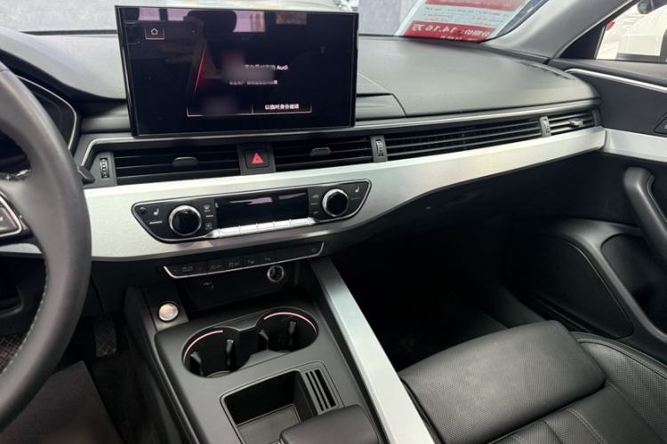 Used Audi A4L 2020 40 TFSI Luxury Dynamic Model