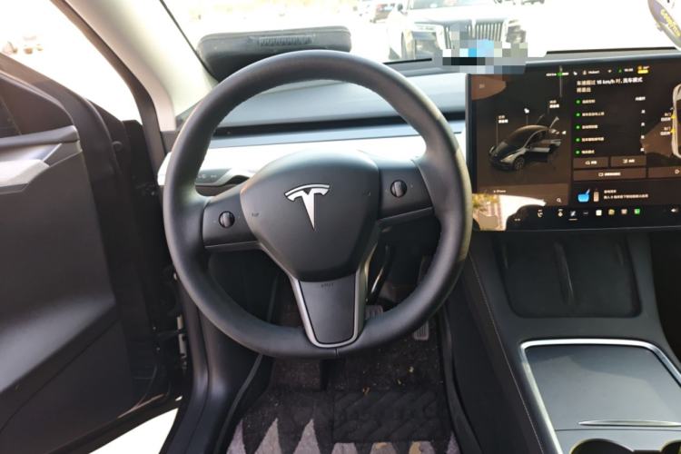 Used Tesla Model Y 2024 Rear-Wheel-Drive Version
