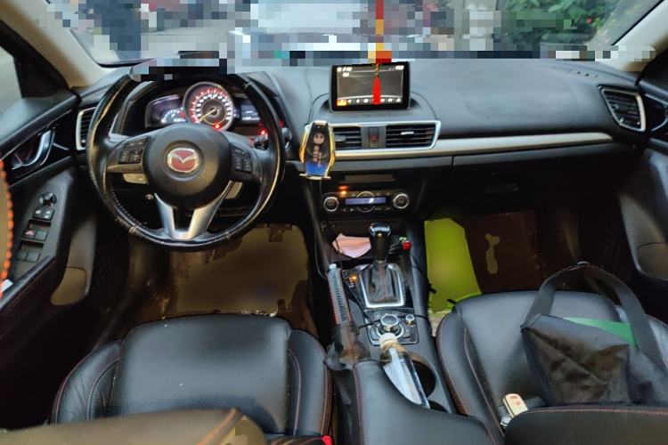 Used Mazda Mazda 3 Axela 2014 Sedan 2.0L Automatic Sport Model