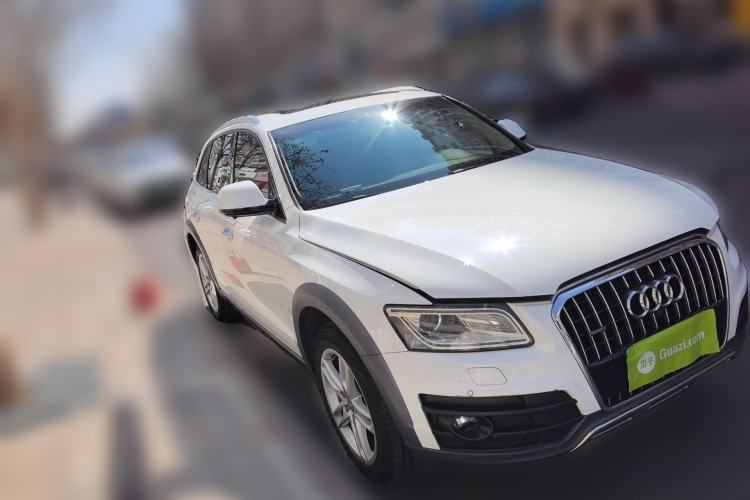 Used Audi Q5 2017 Plus 40 TFSI Technology Model