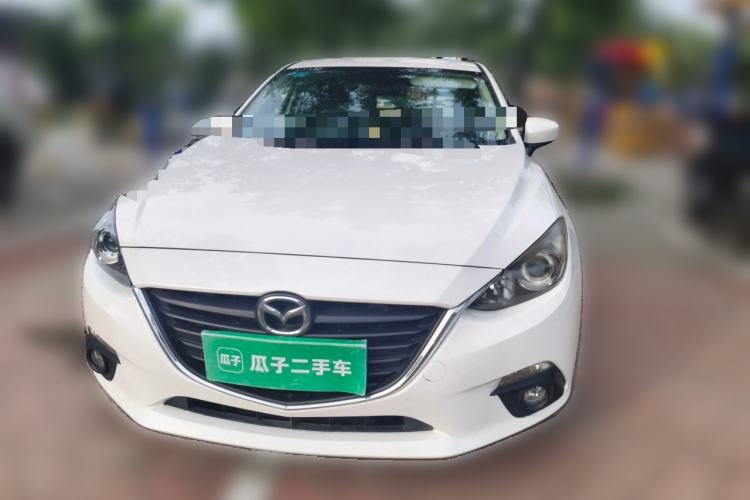 Used Mazda 3 Axela 2014 Hatchback 1.5L Manual Comfort Model