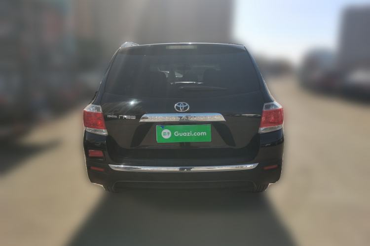 Used Toyota Highlander 2013 2.7L Two-Wheel Drive 5-Seater Purple Gold Edition
