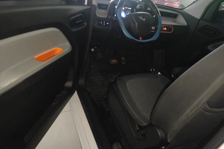 Used Wuling Hongguang MINIEV 2020 Enjoyment Model Lithium Iron Phosphate Driver Seat