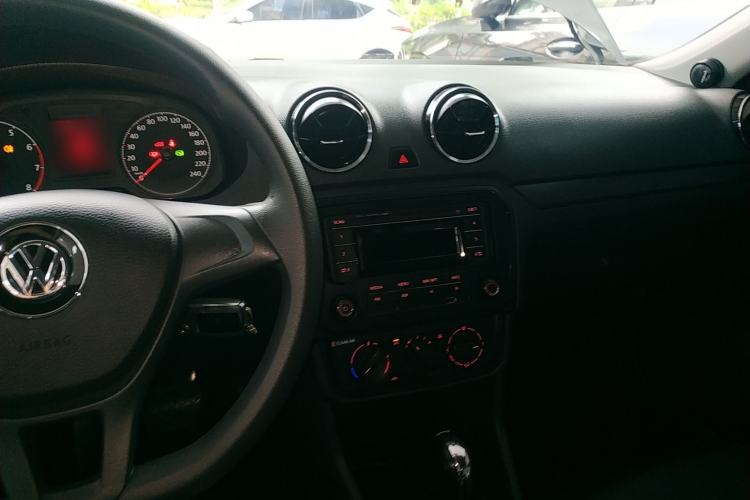 Used Volkswagen Jetta 2017 1.5L Automatic Fashion Model