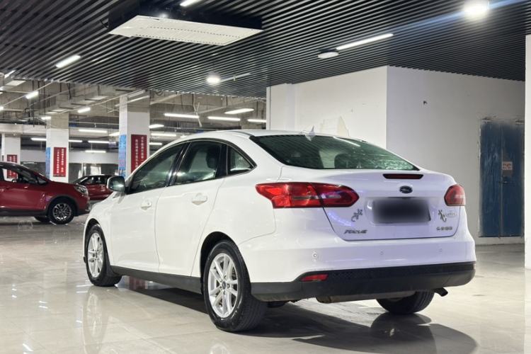 Used Ford Focus 2017 Sedan 1.6L Automatic Fashion Edition Smart Drive Version