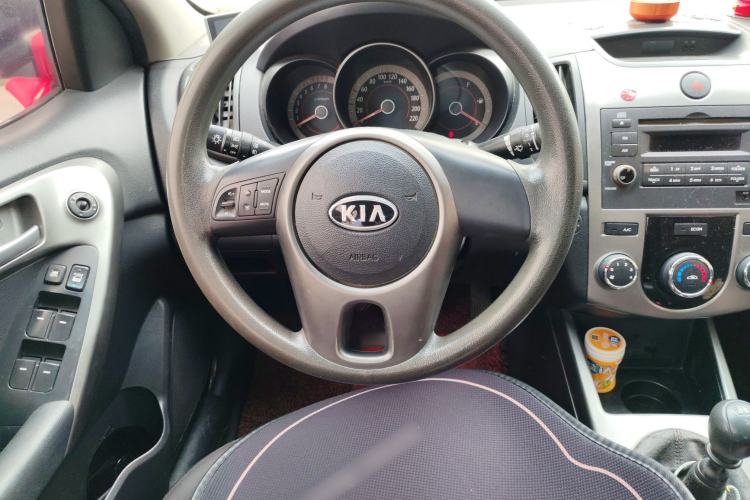 Used Kia Forte 2011 1.6L MT GL