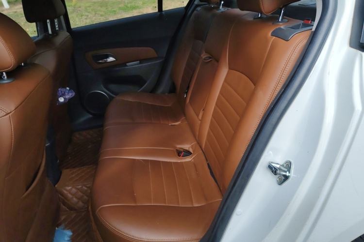 Used Chevrolet Cruze 2012 1.8L SE AT
