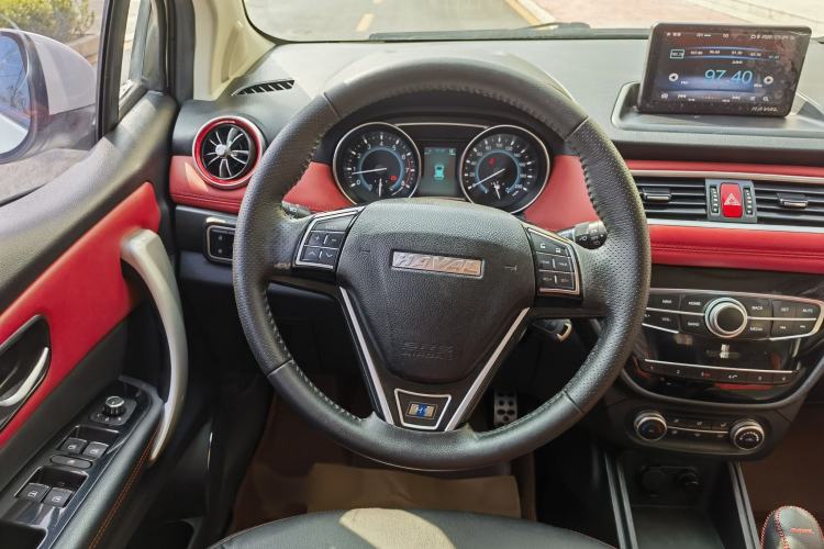 Used Haval H1 2016 Blue Label 1.5L AMT Luxury Model
