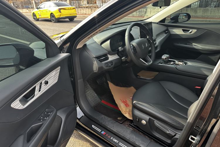 Used Hongqi E-QM5 2023 560km PLUS
