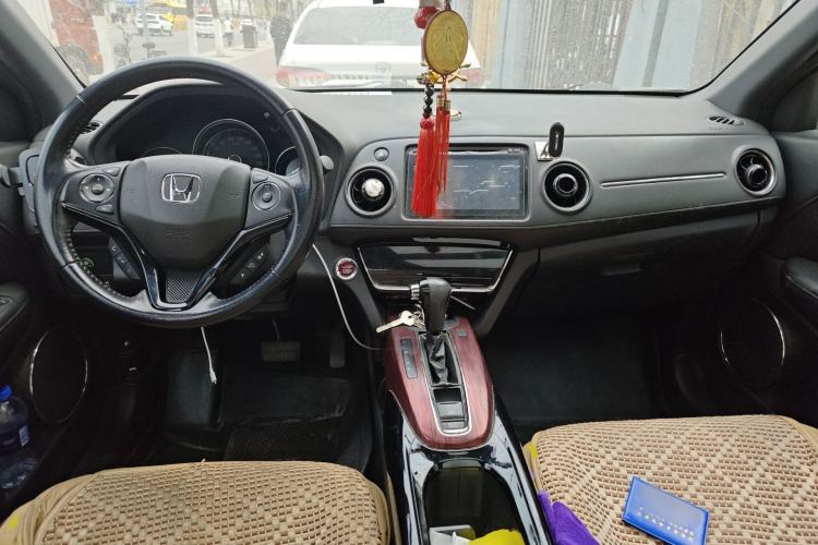 Used Honda XR-V 2015 1.8L VTi CVT Luxury Edition Center Console