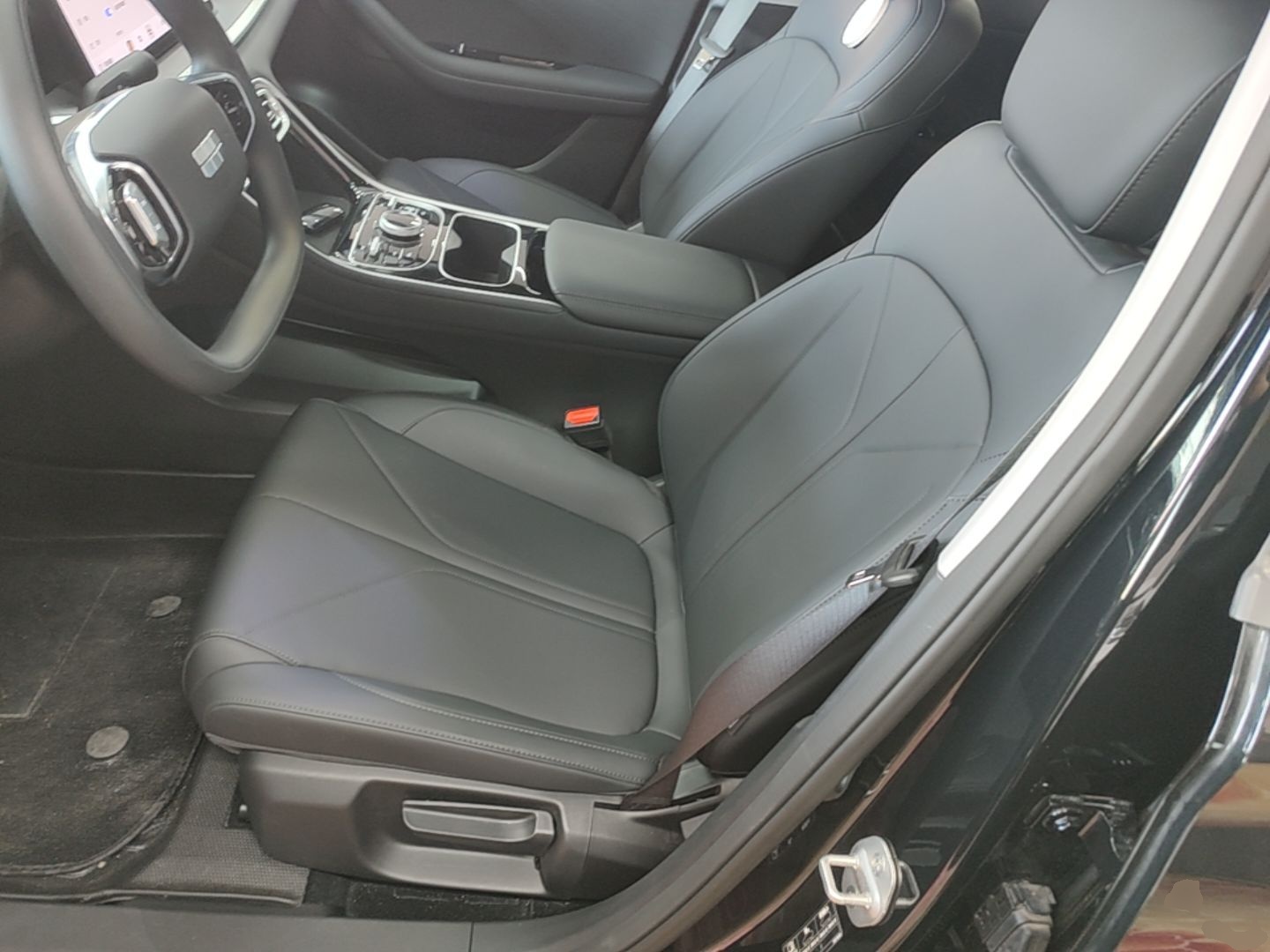 Geely Galaxy Stellar 6 2026 Model 60km Sailing Edition — снимка 19