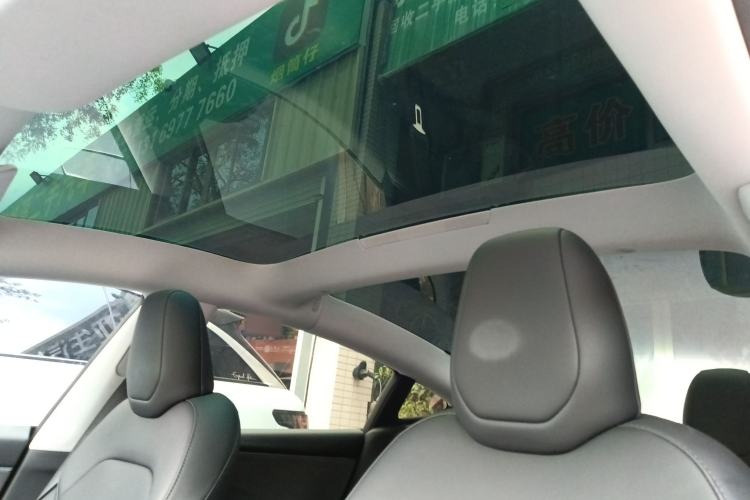 Used Tesla Model 3 2025 Rear-Wheel-Drive Version
