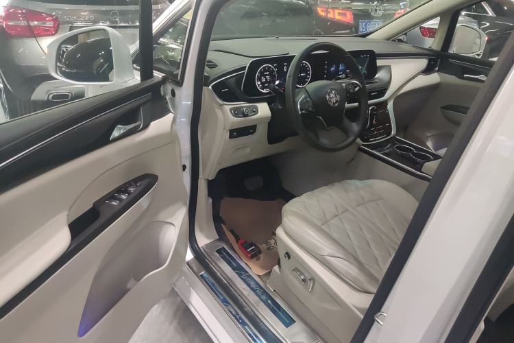 Used Buick GL8 2021 ES Landtrek 653T Comfort Edition Driver Seat