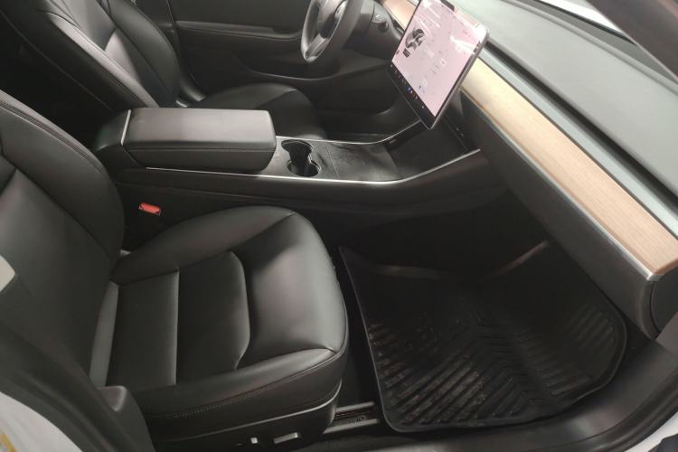 Used Tesla Model 3 2019 Standard Range Rear-Drive Upgraded Version Right Front Seat