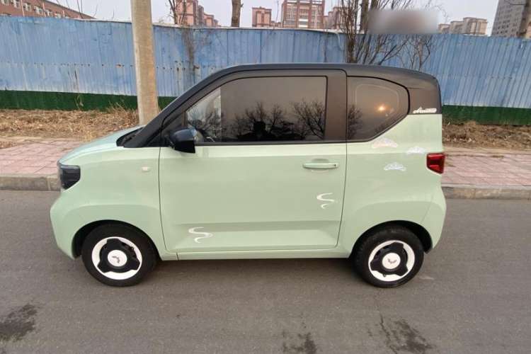 Used Wuling Hongguang MINIEV 2021 Macaron Premium Model – Lithium Iron Phosphate