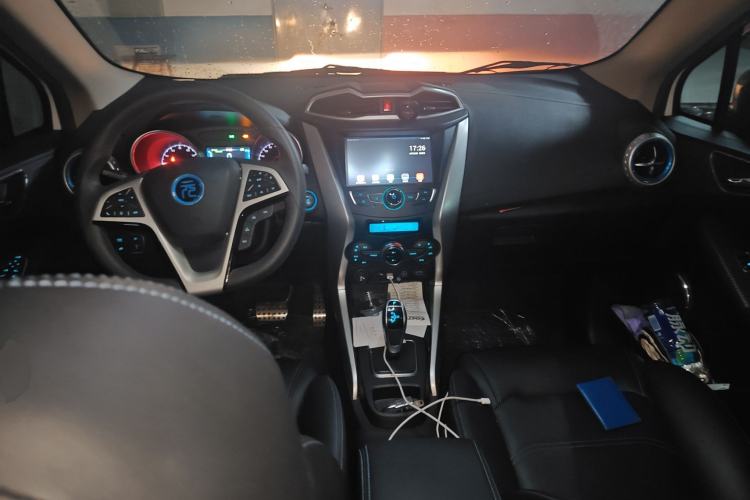 Used BYD Yuan New Energy 2018 EV360 Smart Connected Cool Model