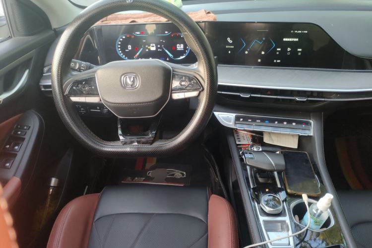 Used Changan Eado 2024 PLUS Blue Whale NE 1.4T GDI DCT High-Energy Edition
