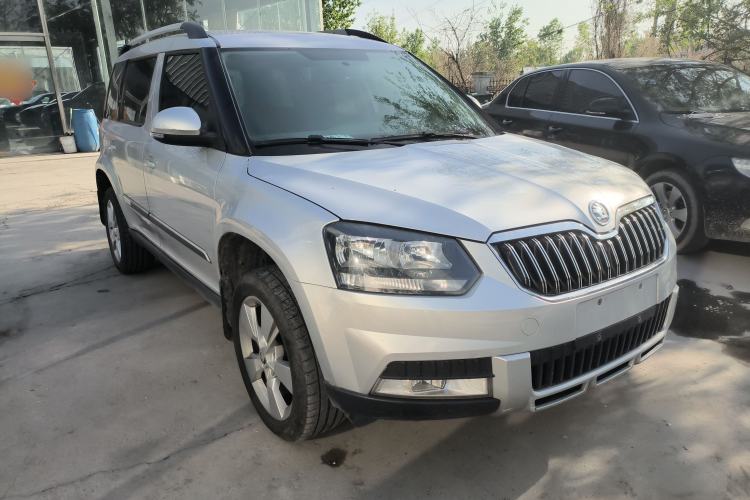 Used Skoda Yeti 2014 1.4TSI DSG Explorer Edition Front Right 45 Deg