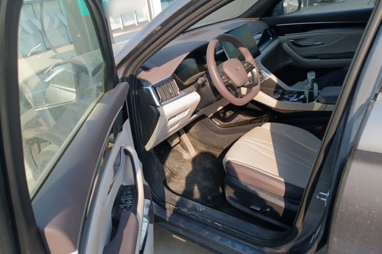 Used BYD Song PLUS New Energy 2025 EV Intelligent Driving Version 520km Premium Model Driver Seat