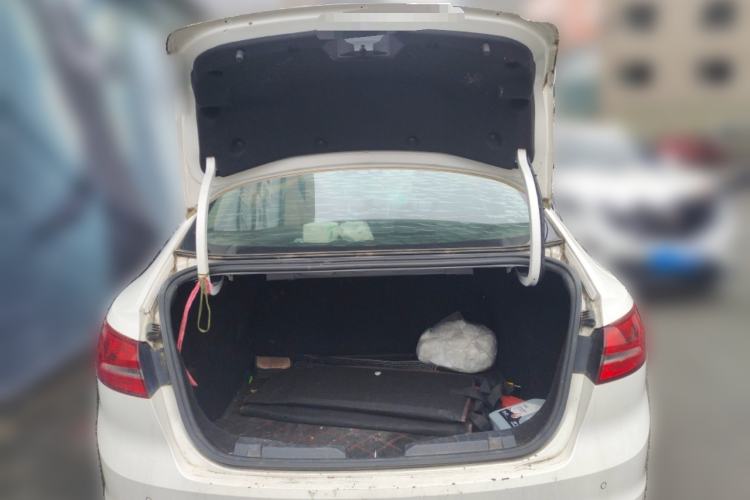 Used Ford Escort 2015 1.5L Automatic Fashion Model
