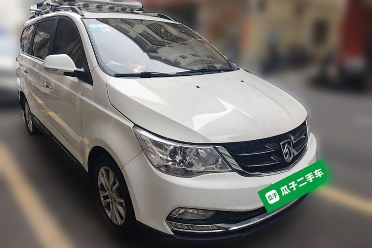 Used Baojun 730 2016 1.8L iAMT Luxury Model 7 Seats Front Right 45 Deg