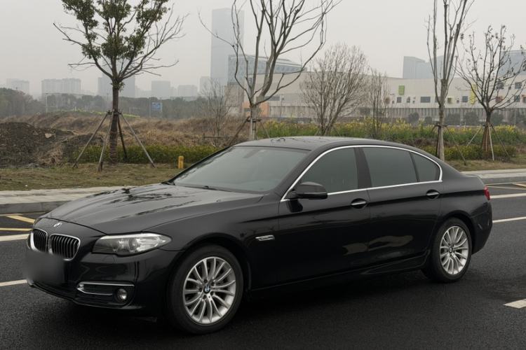 Used BMW 5 Series 2017 525Li Luxury Design Package
