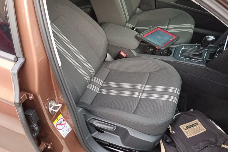 Used Volkswagen Lamando 2017 230TSI DSG Fashion Edition
