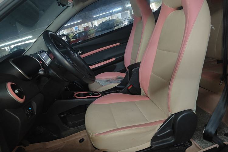 Used Chery QQ Little Ant 2021 200 000-Yuan Ant Fan Edition Talent Version Lithium Iron Phosphate 301 km Left Front Seat