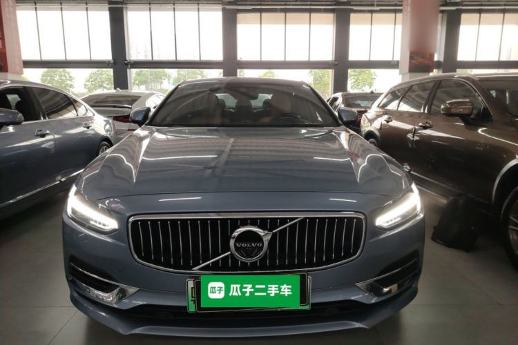 Used Volvo S90 New Energy 2019 T8 e-Drive Hybrid Intelligent Luxury Version China VI Standard Front