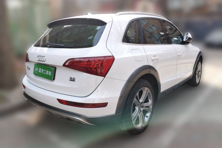 Used Audi Q5 2010 3.2 FSI Off-road Version