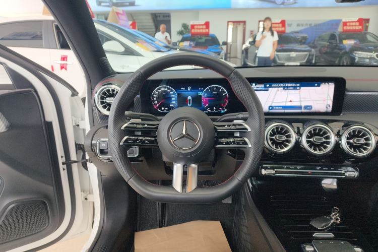Used Mercedes-Benz A-Class 2023 A 200 L Fashion Model Steering Wheel