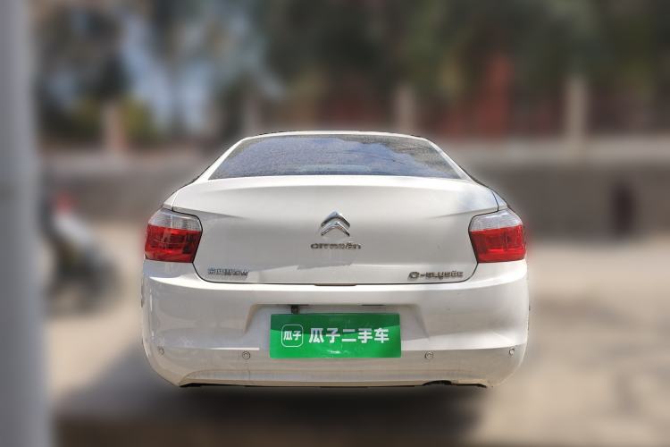Used Citroen Elysee 2015 Zhishang Edition 1.6L Manual Fashion Model
