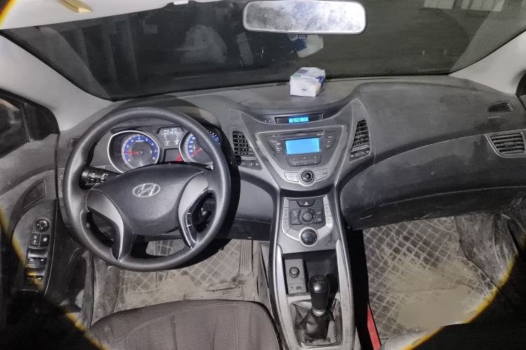 Used Hyundai Elantra (5th Generation / Langdong) 2012 1.6L Manual Fashion Edition

