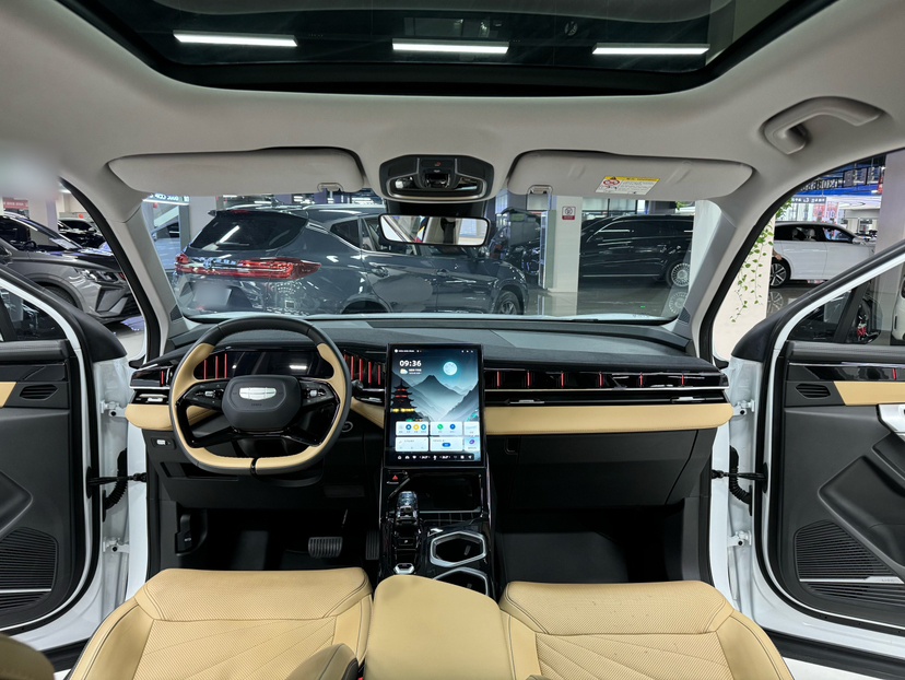 Geely Auto FX11 2023 2.0TD DCT Prestige Edition — снимка 17