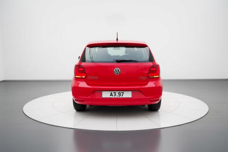 Used Volkswagen Polo 2016 1.6L Automatic Comfort Model
